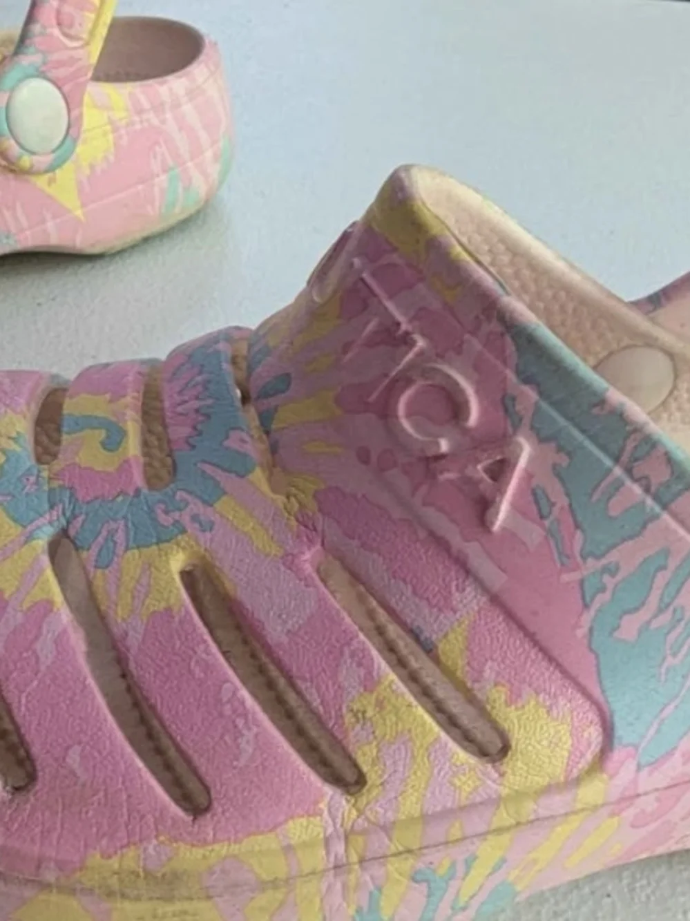 Nautica Kids Pastel Tie-Dye Crocs in Pink, Yellow & Blue, Size 1